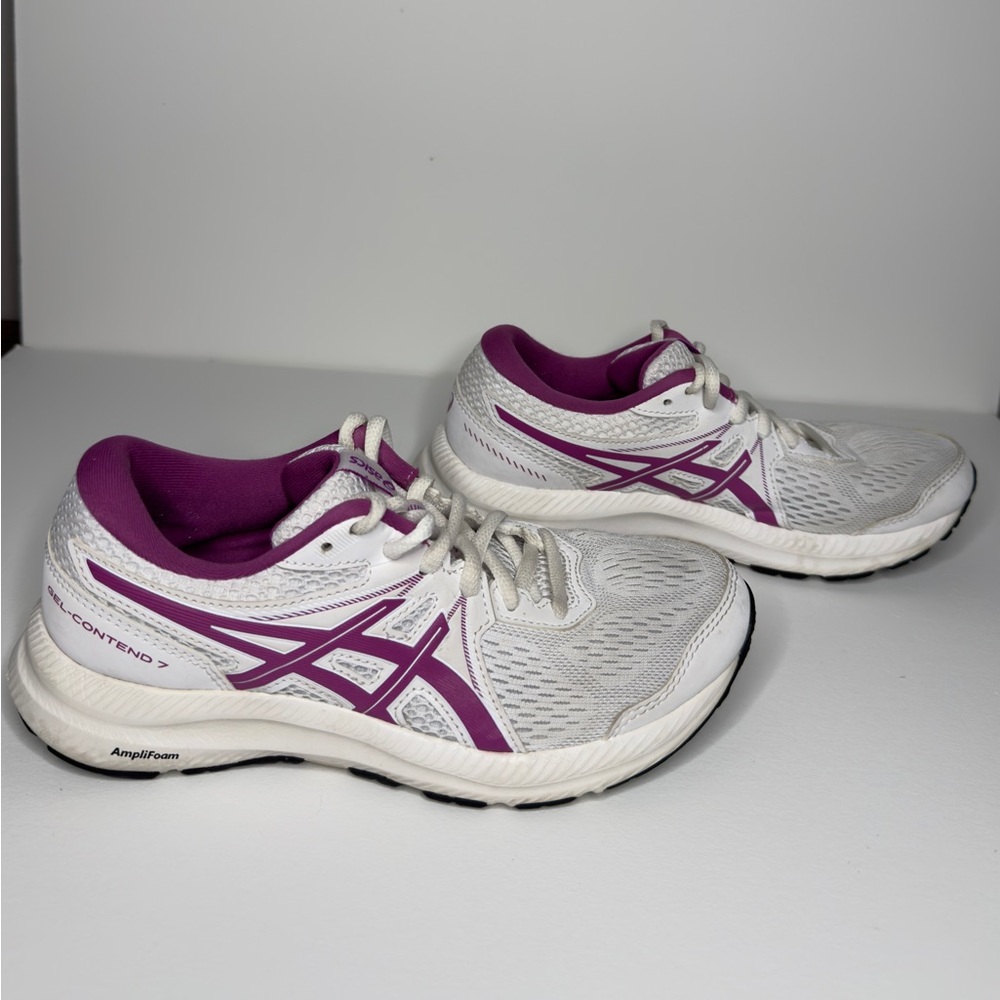Asics White and Purple Athletic Shoes with Breathable Mesh - Picture 1 of 7